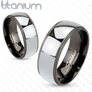 Titánium gyűrű ezüstös színben fekete díszítő szegéllyel - Nagyság: 57