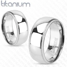 Titánium gyűrű bordázott szegéllyel díszítve