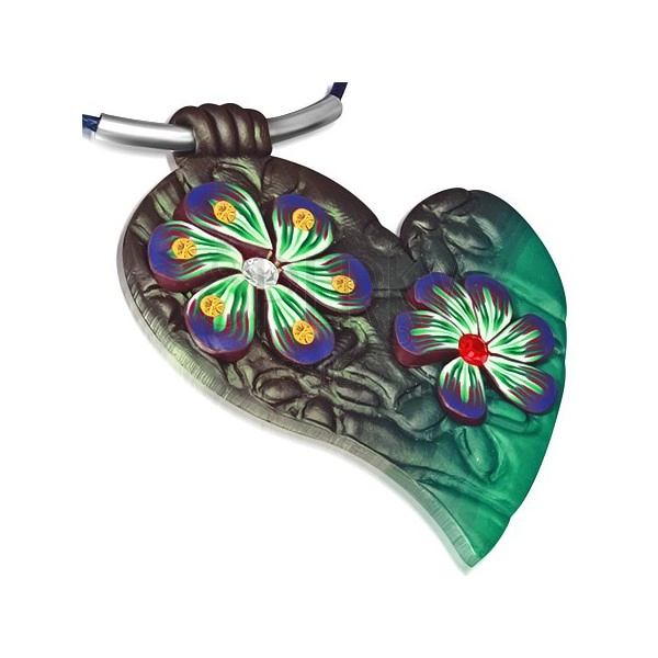 Nyaklánc FIMO anyagú medállal - kék zsinór, zöld szív és virágok