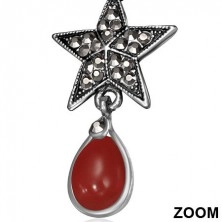 Fém fülbevaló - ötágú csillag cirkóniákkal és piros kővel