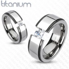 Titánium jegygyűrű - fekete - ezüst, kiemelt sáv, cirkónia