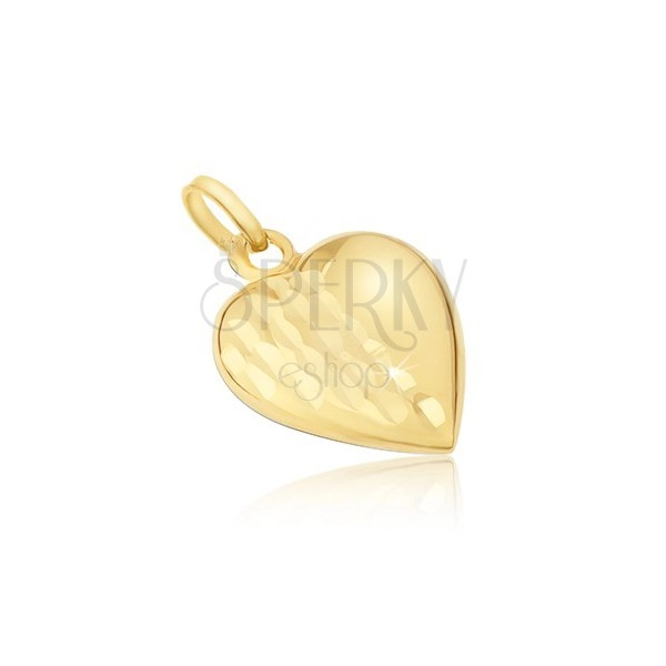 Medál 14K sárga aranyból - szabályos háromdimenziós szív, díszített vésetek