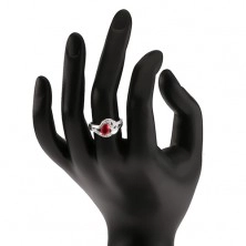 Gyűrű 925 ezüstből, rubinvörös könnycsepp kő, hullámos cirkóniás vonal