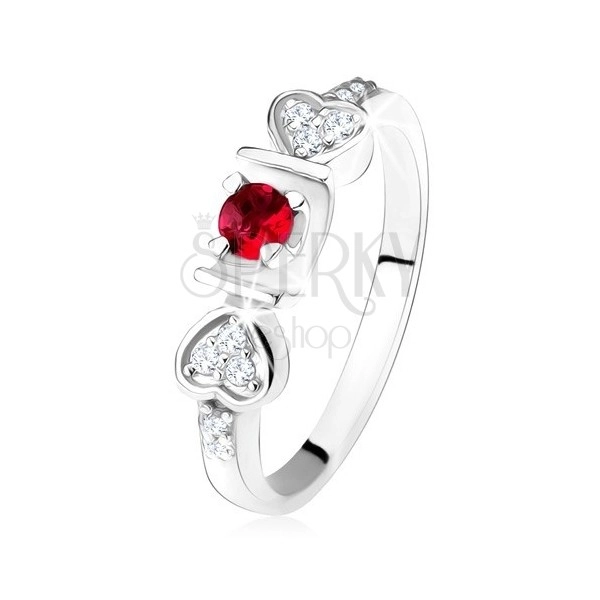 Fényes gyűrű - 925 ezüst, rózsaszín kerek cirkónia a mélyedésben, szív, átlátszó kövek
