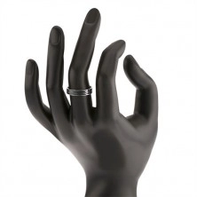 925 ezüst gyűrű, három vékony fekete sáv a kerületén