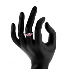 925 ezüst eljegyzési gyűrű, ovális rózsaszín cirkónia, átlátszó apró cirkóniák