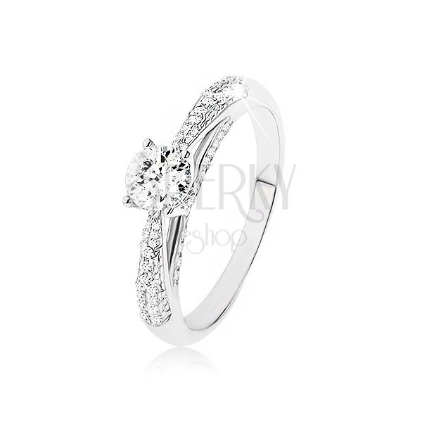 Csillogó 925 ezüst gyűrű, átlátszó kő, díszített oldalak