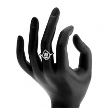 Gyűrű 925 ezüstből, átlátszó cirkóniás könnycsepp, csillogó levél kontúr