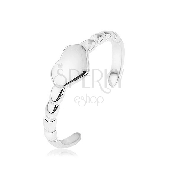 925 ezüst gyűrű, széthúzható, fényes szabályos szívecske, bemetszések