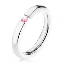 Sebészeti acél gyűrű, kerekített felületű, rózsaszín cirkóniával, 3 mm