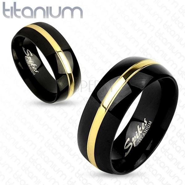 Fekete karikagyűrű titánból, fényes gömbölyű felszín, arany színű sáv, 8 mm