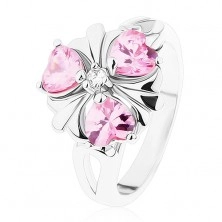 Ezüst színű gyűrű, virág rózsaszín szív cirkóniákkal