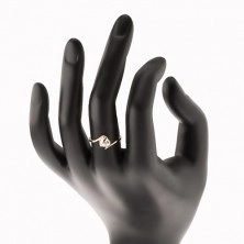 Gyűrű 14K sárga aranyból - átlátszó cirkóniás szív, ívelt szárvégek