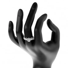 925 ezüst gyűrű, szétválasztott szárak, cirkónia és ornamentum