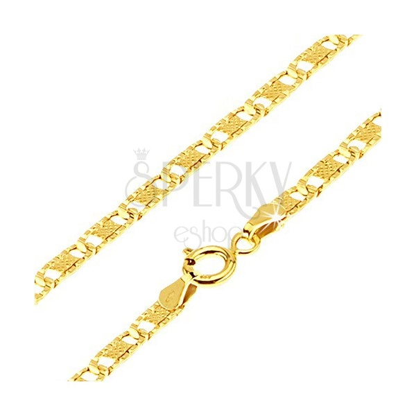 Arany nyaklánc - lapos hosszúkás vésetes elemek, háló, 450 mm