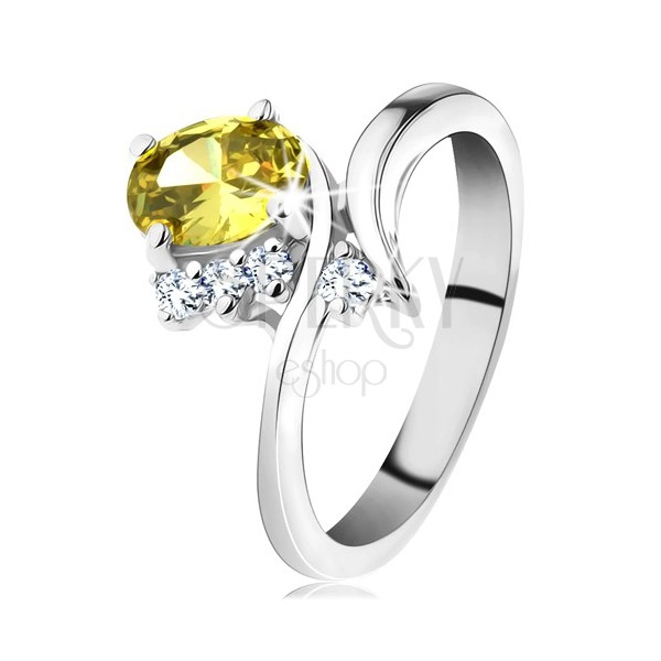 Csillogó gyűrű ezüst árnyalatban, ovális cirkónia sárga színben