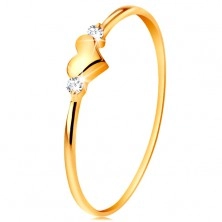 Gyűrű sárga 14K aranyból - két átlátszó cirkónia és fényes kidomborodó szív