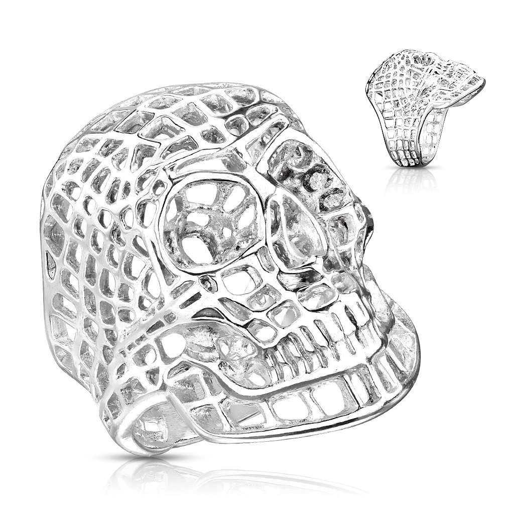 Masszív, acél gyűrű ezüst árnyalatban, hálómintás koponya - Nagyság: 72