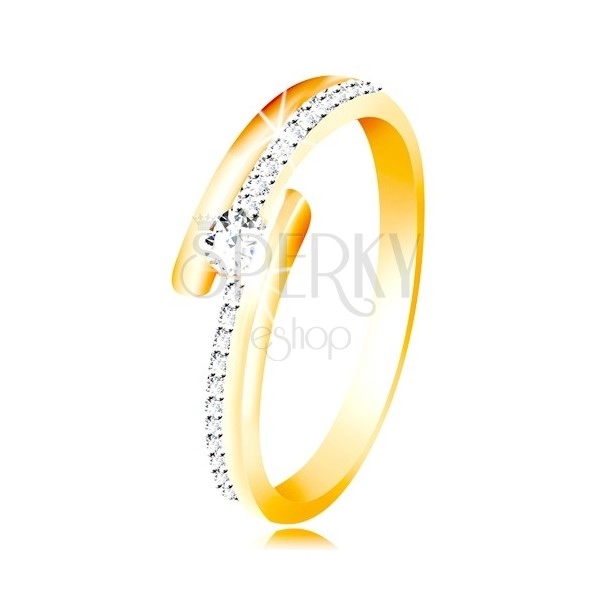 14K arany gyűrű - osztott vállak fehér arany kombinációval, kiálló kör alakú tiszta cirkónia  