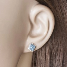925 ezüst fülbevaló, fényes négyzet közepe kék cirkóniákból