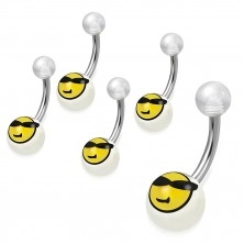 Sebészeti acél köldök piercing - átlátszó golyók, smile napszemüvegben