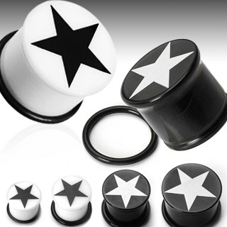 Fül piercing csillag logóval - Vastagság: 8 mm, A piercing színe: Fekete