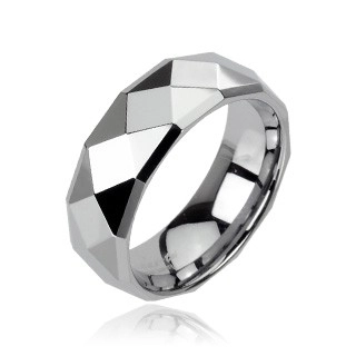 Volfrám gyűrű ezüst színben, 6 mm finoman kidolgozott rombuszokkal - Nagyság: 51
