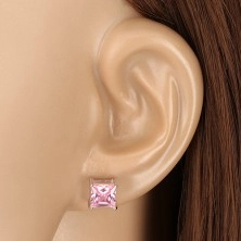 925 ezüst fülbevaló - szögletes rózsaszín cirkónia négyzet alakú foglalatban, bedugós fülbevaló