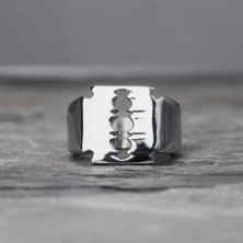 Sebészeti acélból készült gyűrű - penge