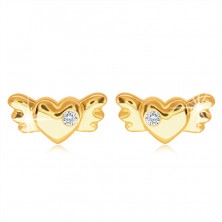 9K arany beszúrós fülbevaló – szimmetrikus teli szív szárnyakkal és egy átlátszó cirkóniával