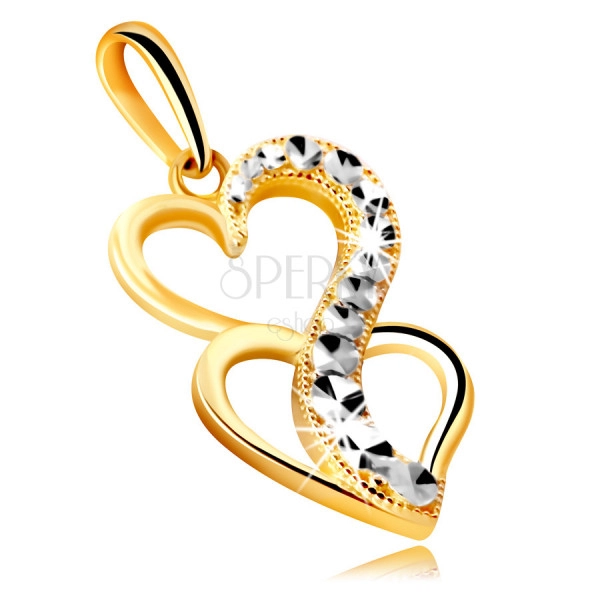 Medál kombinált 14K aranyból – két szív egy meghosszabbított csillogó vonallal összekötve