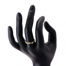 Gyémánt gyűrű 14K sárga aranyból, nyitott vállakkal - csillogó „LOVE” felirattal