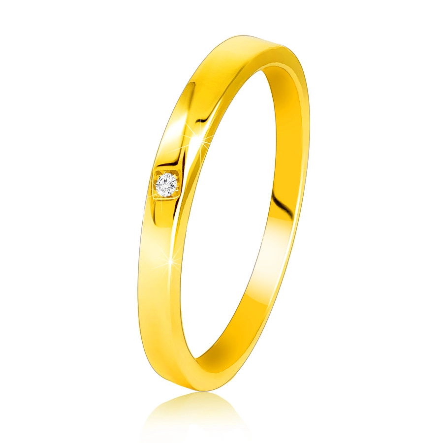 585 Sárga arany gyémánt gyűrű - kissé ferde vállal, tiszta briliánssal - Nagyság: 54