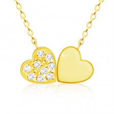 Gyémánt nyaklánc 14K sárga aranyból - összekapcsolodó kis szívek, tiszta briliánsokkal