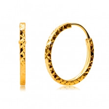 Fülbevaló 585 sárga aranyból - gyémánt véséssel díszített karikák, szögletes vállak, 14 mm