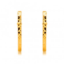 Fülbevaló 585 sárga aranyból - gyémánt véséssel díszített karikák, szögletes vállak, 14 mm