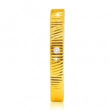 14K sárga arany gyűrű - finom rovátkákkal, átlátszó cirkónia, 1,3 mm 
