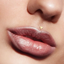 14K sárga arany piercing orrba, fülbe, ajakba - apró, egyenlő szárú háromszög, átlátszó Bioflex