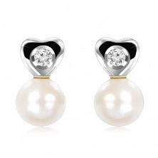 9K fehér arany fülbevaló gyémánttal  - kis szív, átlátszó, briliáns csiszolású gyémánt, sima gyöngyszem 