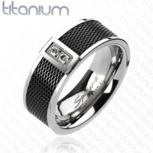 Titánium gyűrű - fekete hálós minta, két áttetsző cirkónia