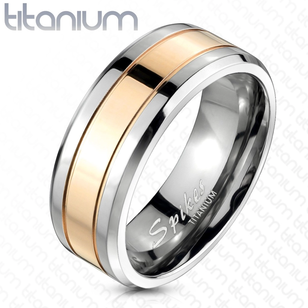 Titánium karikagyűrű rózsaszín-arany sávval, 8 mm - Nagyság: 63