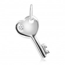 Ezüst függő - szívecske fejű kulcs beágyazott cirkonkővel